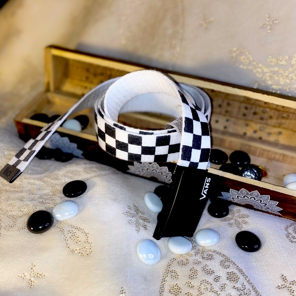 Black and white vans belt!